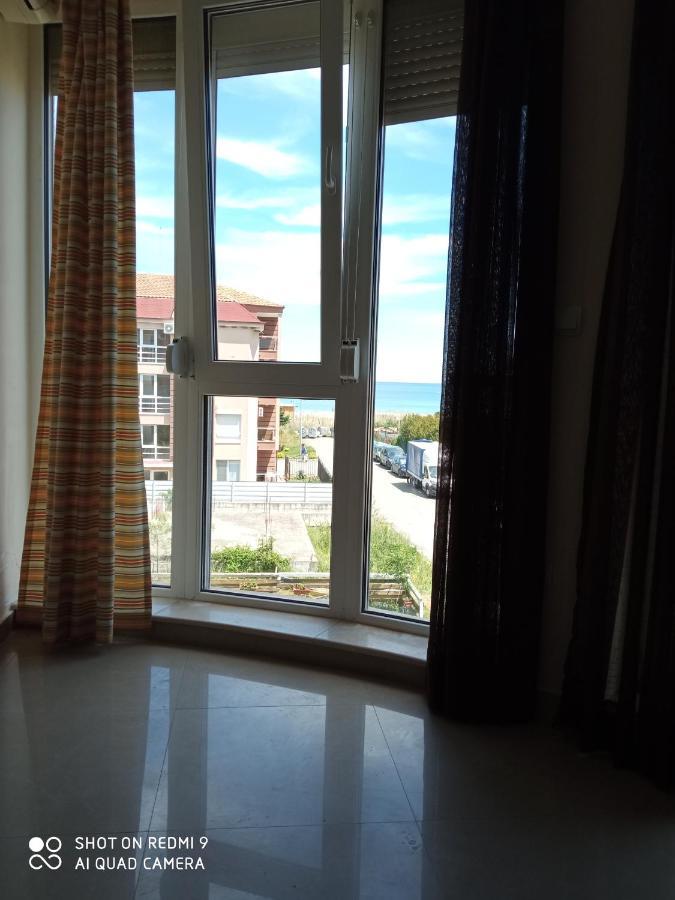 Студио Lozenets Luaran gambar